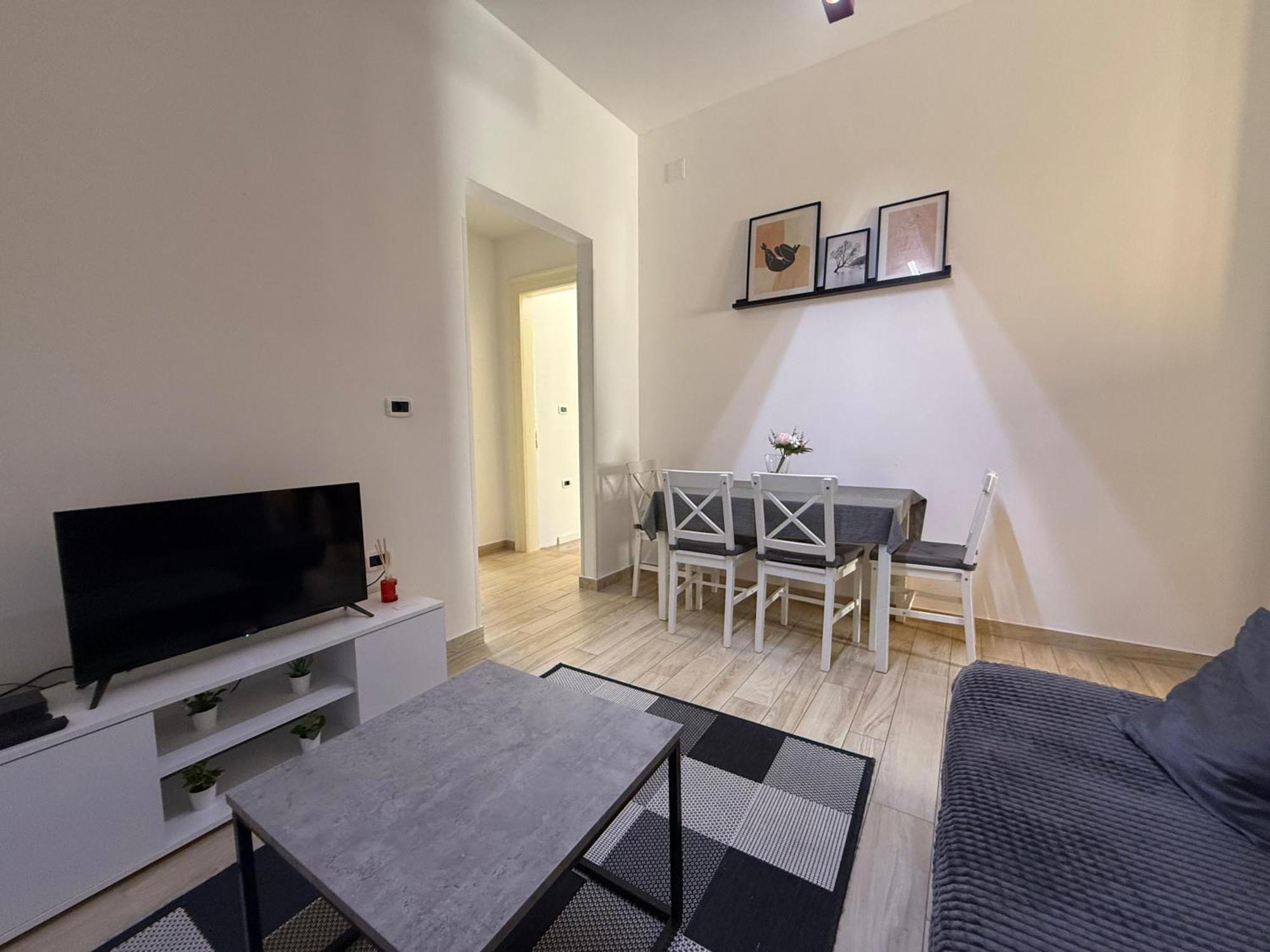 Apartment Center Pola Esterno foto
